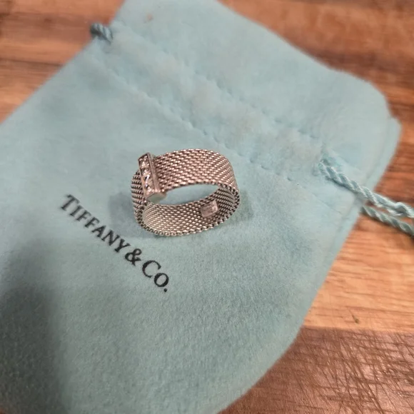 Tiffany & Co. Silver Mesh Ring - Picture 4 of 7